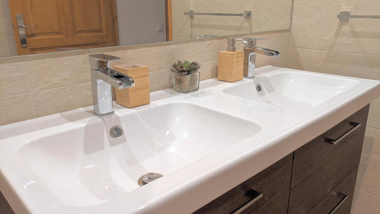 Mood Bilbao Apartamentos - New & Special ภายนอก รูปภาพ