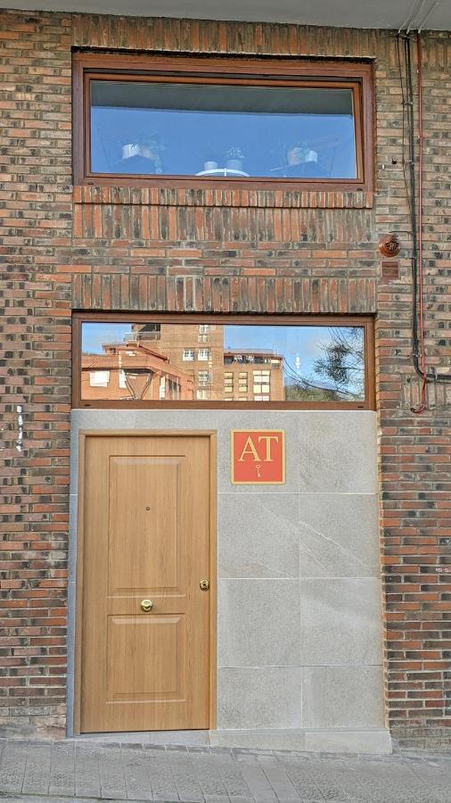 Mood Bilbao Apartamentos - New & Special ภายนอก รูปภาพ